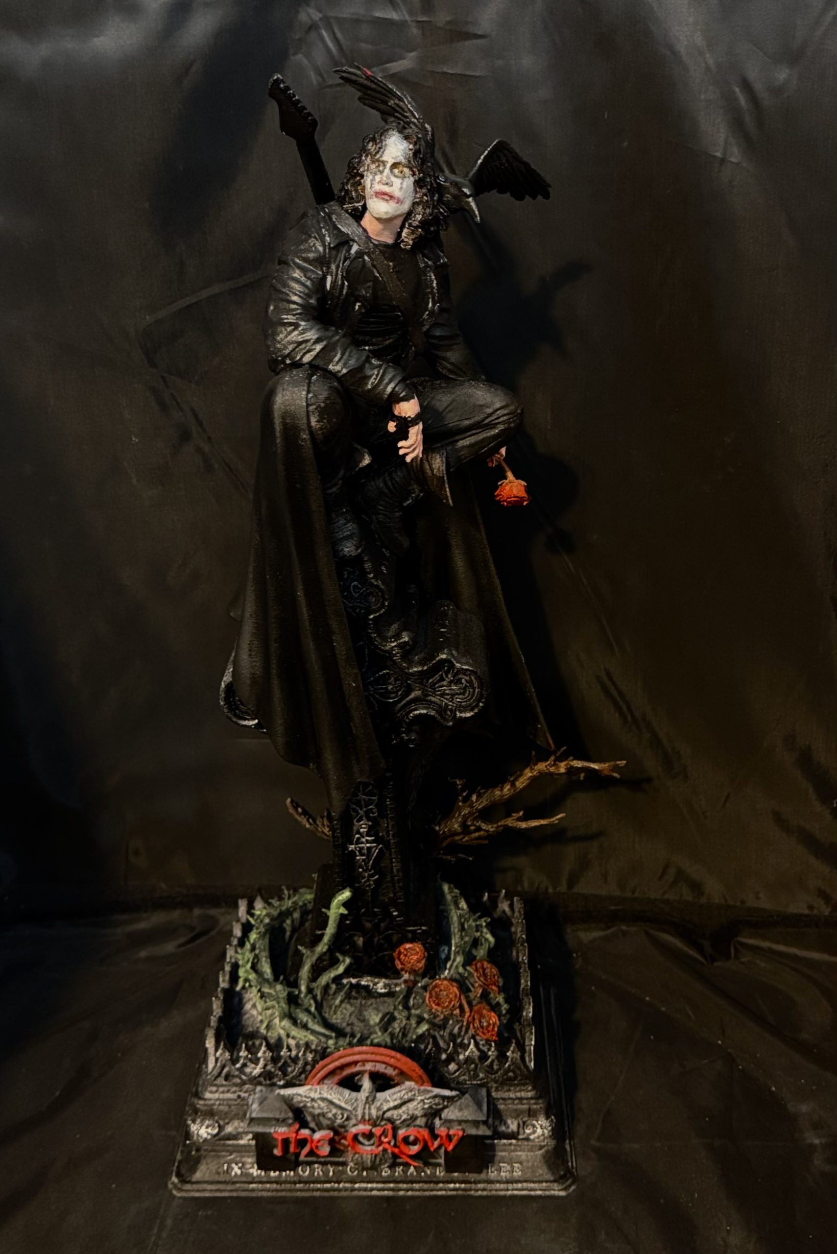 The Crow (Statue)